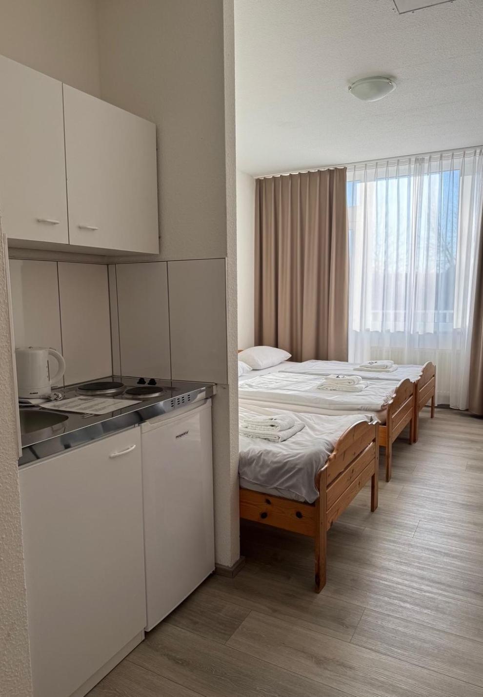 Gaestehaus Hassloch/Pfalz Bagian luar foto