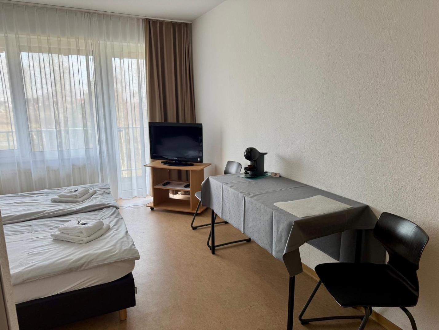 Gaestehaus Hassloch/Pfalz Bagian luar foto