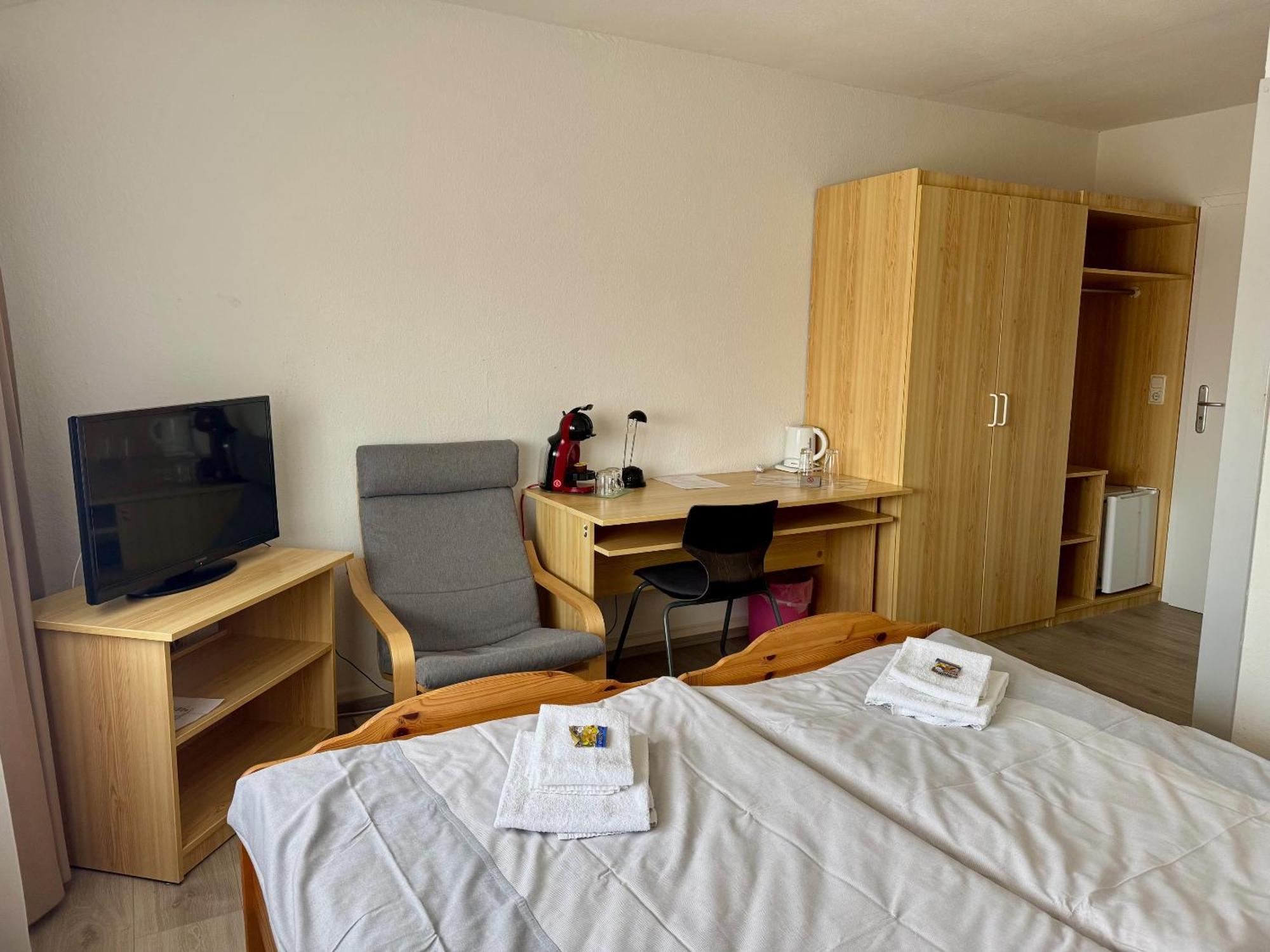 Gaestehaus Hassloch/Pfalz Bagian luar foto