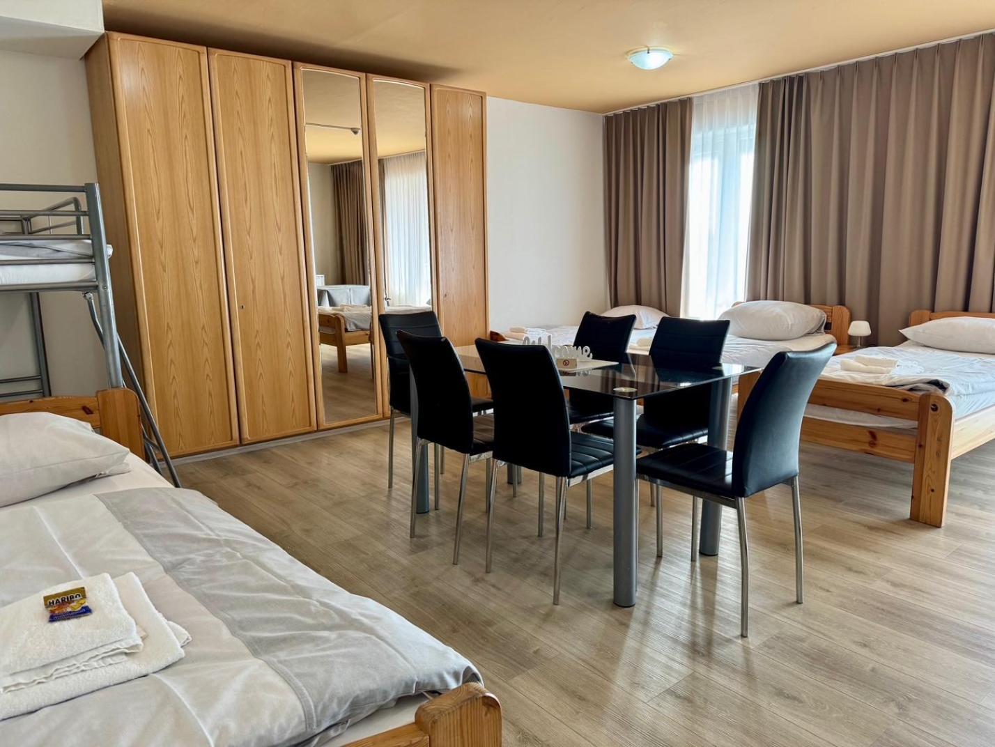 Gaestehaus Hassloch/Pfalz Bagian luar foto